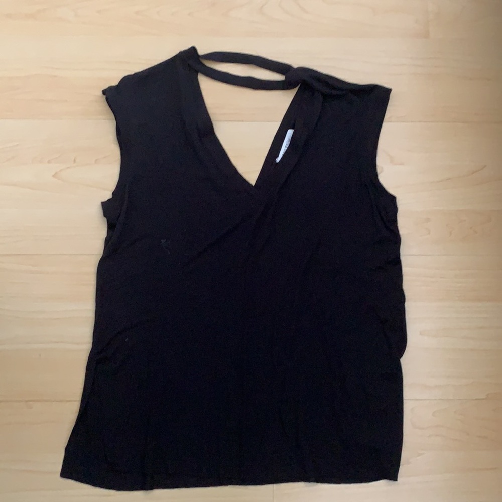 Bailey 44 V Neck Top